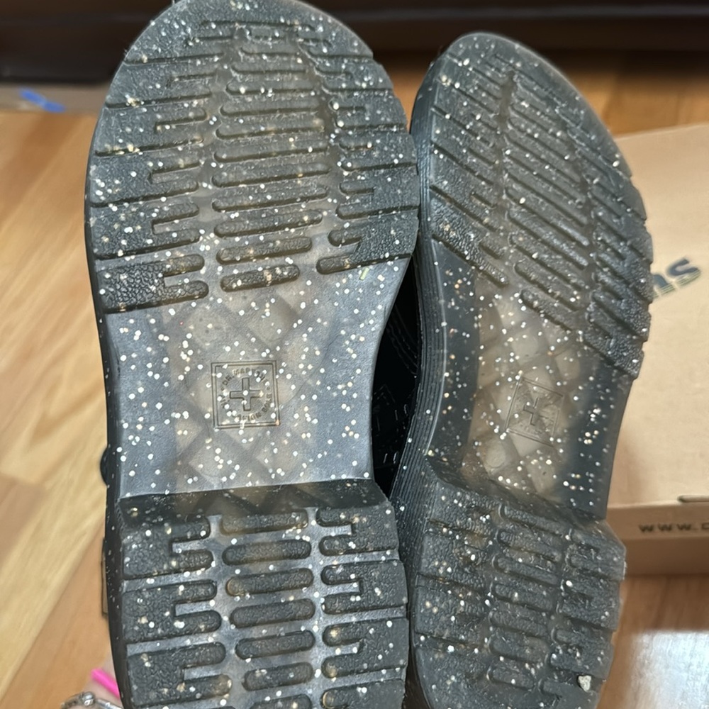 DRMarten boots - Picture 5 of 8